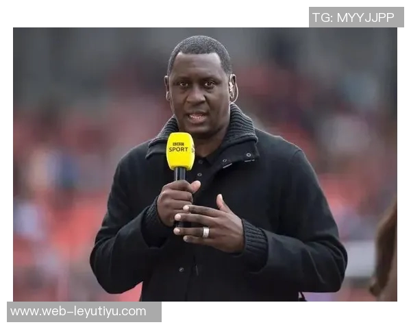 深圳艺品高对决吴川青年利物浦传奇赫斯基亲临广东省超级决赛现场