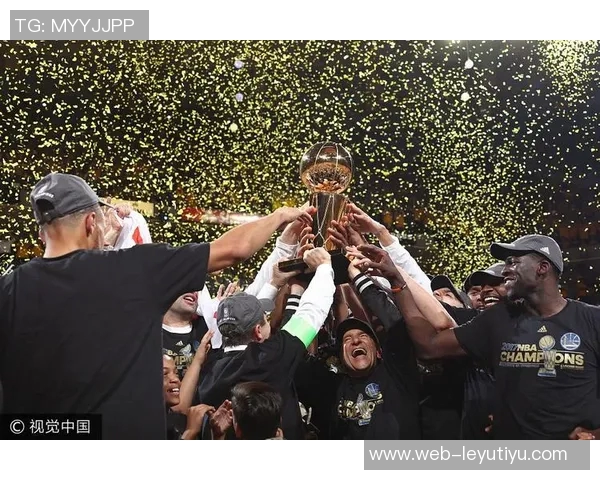 科林斯盛赞球队天赋满满拥有冠军与MVP的辉煌成就