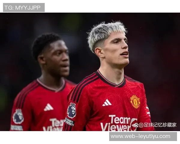 内维尔质疑曼联表现为何缺乏紧迫感与强度踢得如此缓慢