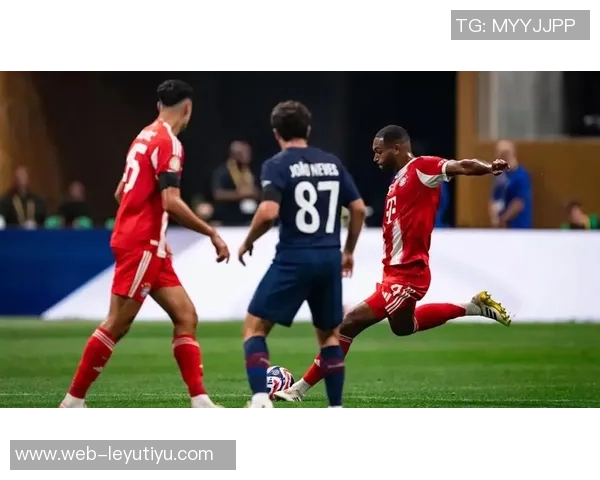 拜仁全力以赴推进16岁后卫基亚拉续约事宜确保未来发展