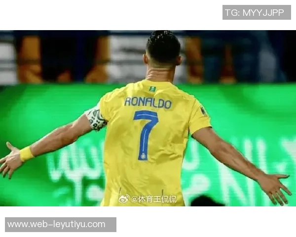 C罗40岁后依然状态火热本赛季已打入30球展现顶级实力 C罗40岁后依然状态火热本赛季已打入30球展现顶级实力