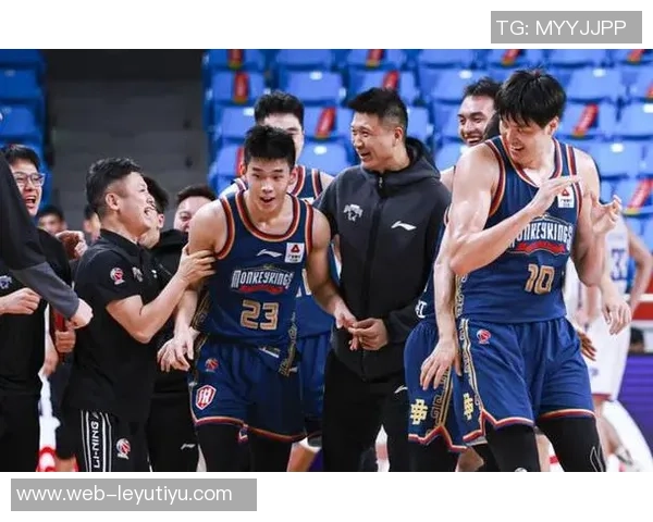 媒体人分析篮网裁掉小曾原因林葳应避免重蹈张镇麟覆辙