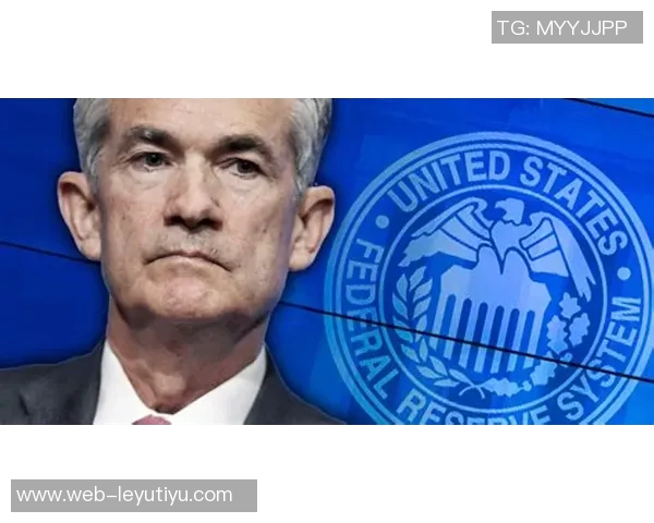 东契奇调侃海斯骑车太危险呼吁大家佩戴头盔安全出行