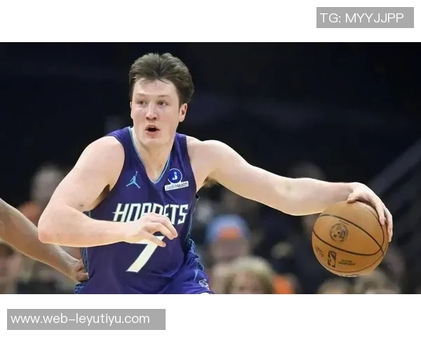 三球称赞克尼佩尔攻防俱佳明白在场上应做的正确决策 三球称赞克尼佩尔攻防俱佳明白在场上应做的正确决策