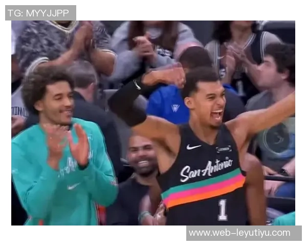 文班亚马解析关键三分球战术强调避免盲目突入人群造成复杂局面