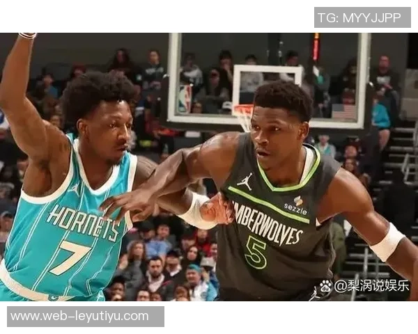 普理查德狂砍42分创生涯新高22投15中三分6记助力球队胜利 普理查德狂砍42分创生涯新高22投15中三分6记助力球队胜利